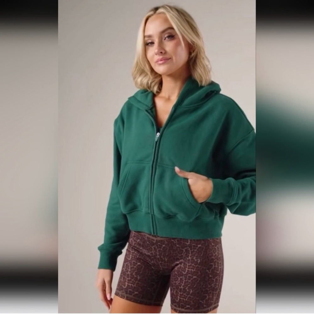 Acta- Essential Zip Up (Evergreen)